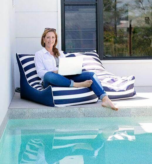 Master Your Marketing free training with Jessica Osborn