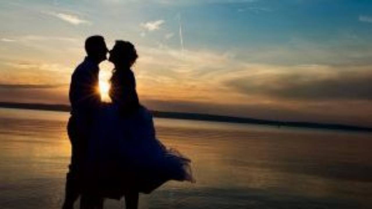 The Magnetic Love Method