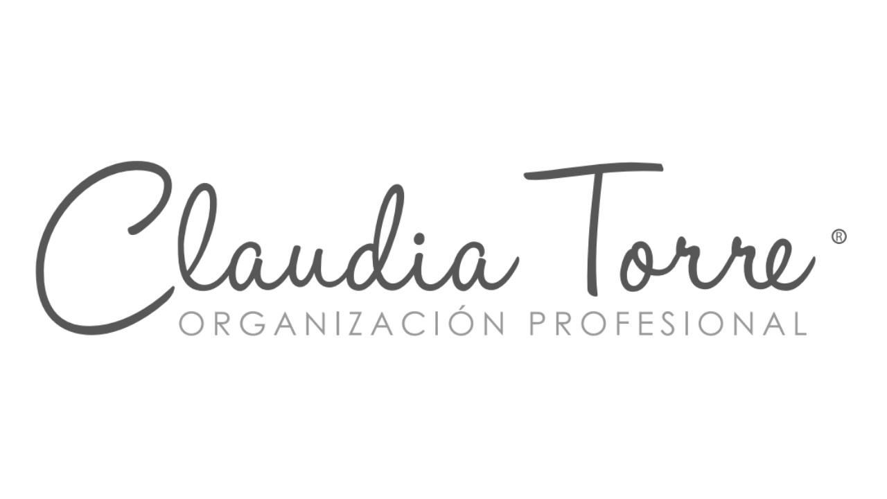 Firma Claudia Torre