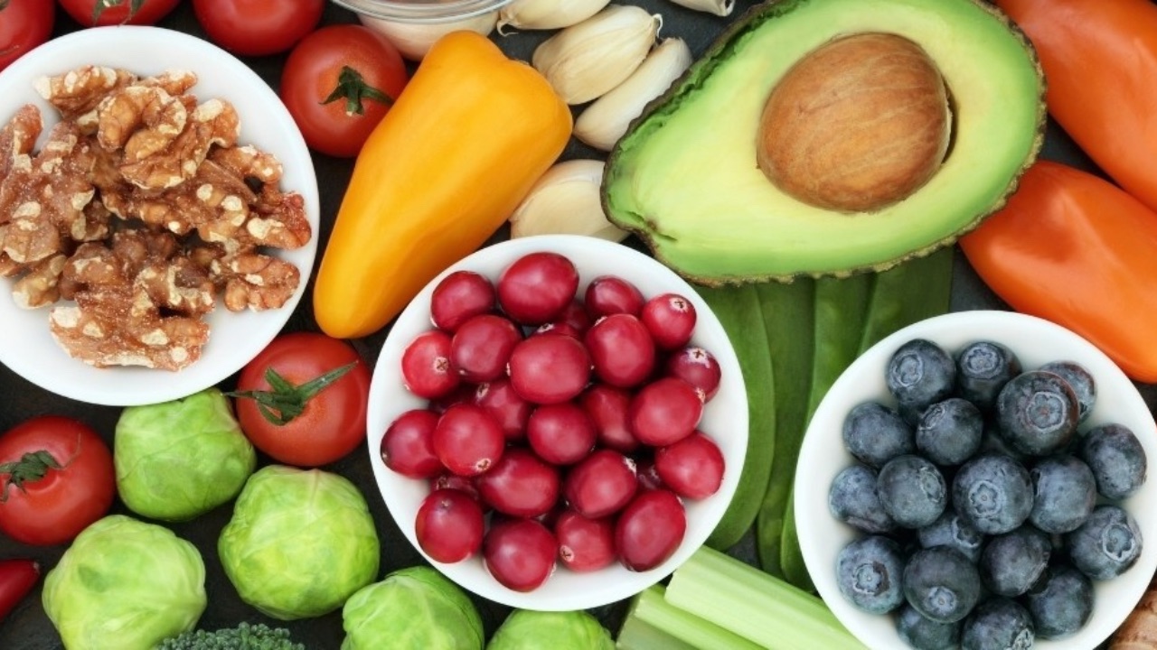 Stress in den Wechseljahren reduzieren mit guter Ernährung