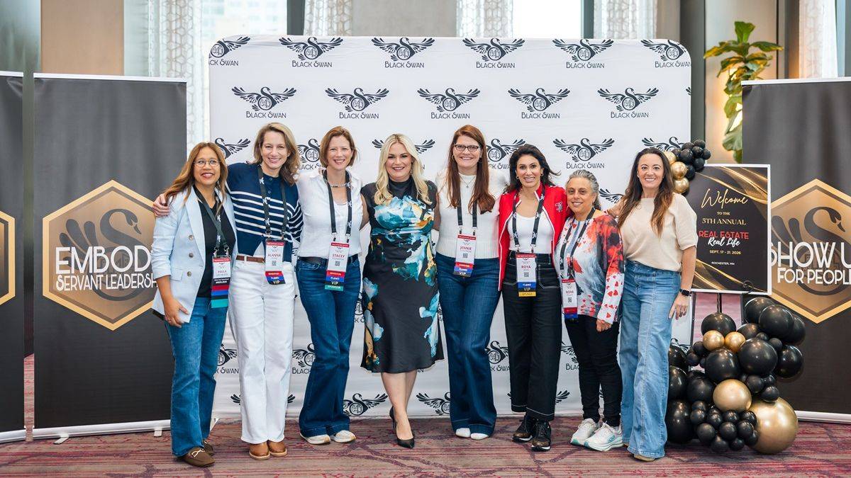 Real Estate Real Life attendees