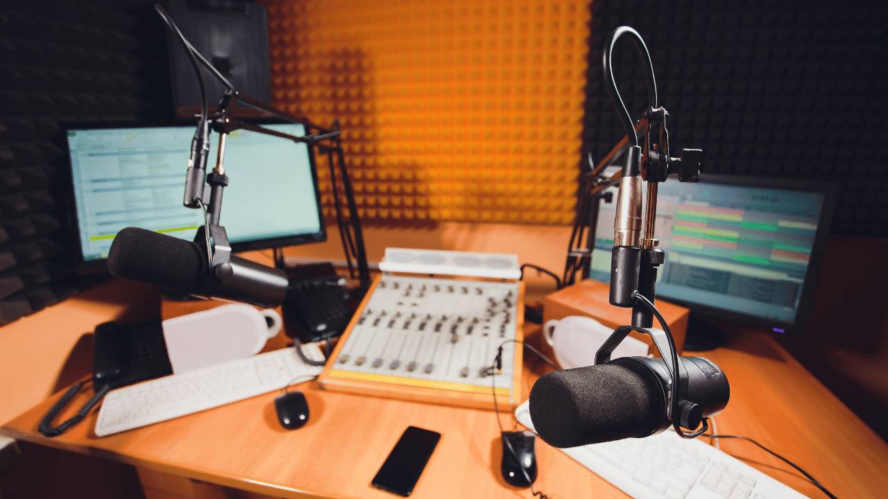 The 7 Steps To Recording Your Voice At Home