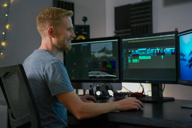 Editing a film on three monitors
