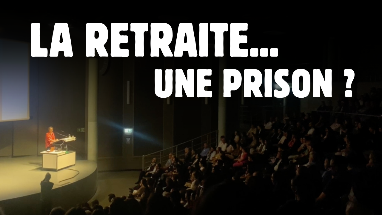 Viviane Kuhn lors d'une intervention à l'Université de Neuchâtel sur le panopticon, les prisons invisibles et la neuroatypie