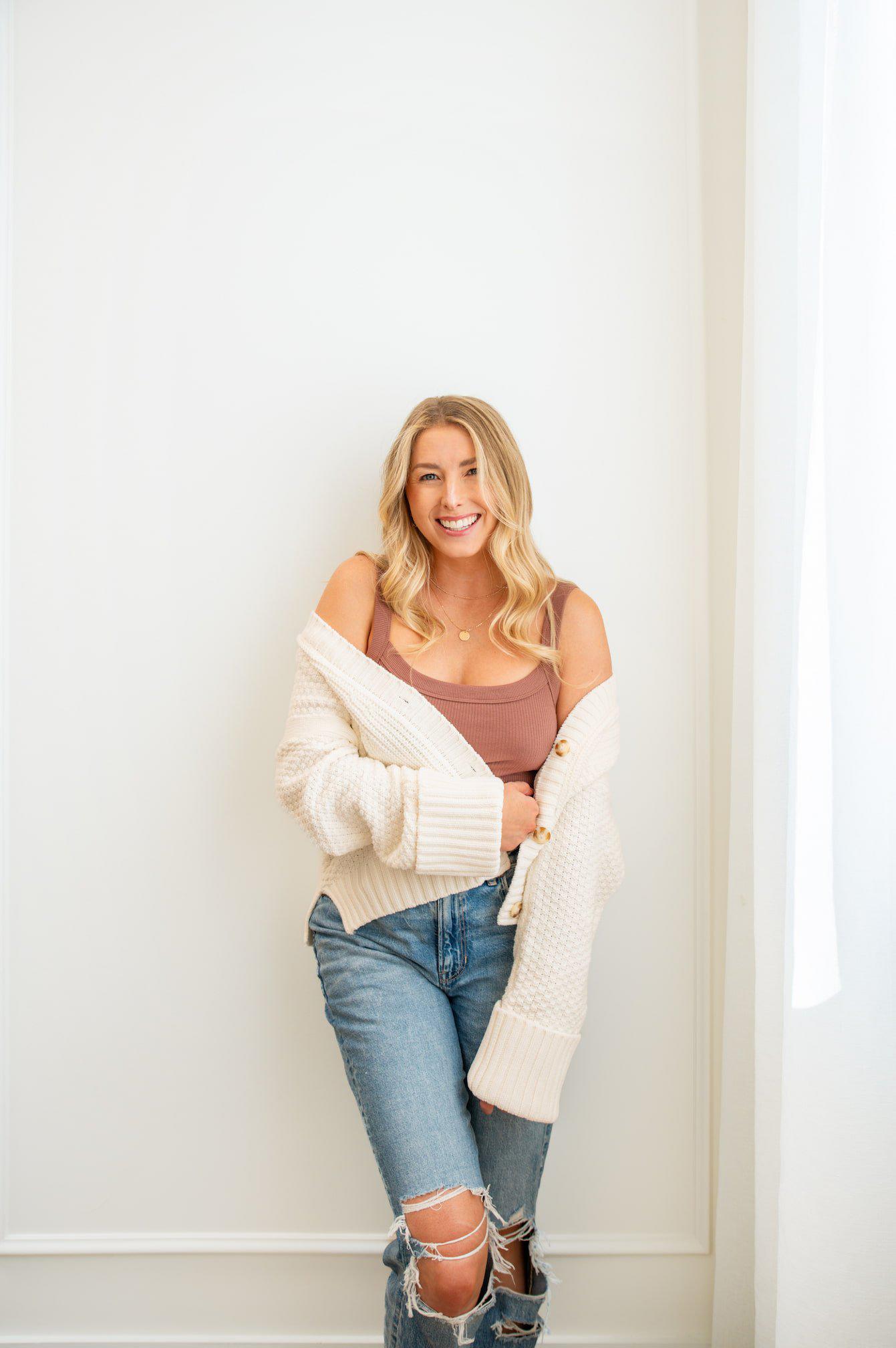 kelsey-portrait-cream-cardigan-studio