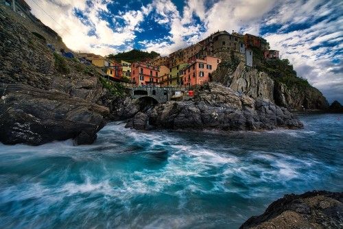 Manarola: Stunning Sunset Over Cinque Terre's Coastal Village
