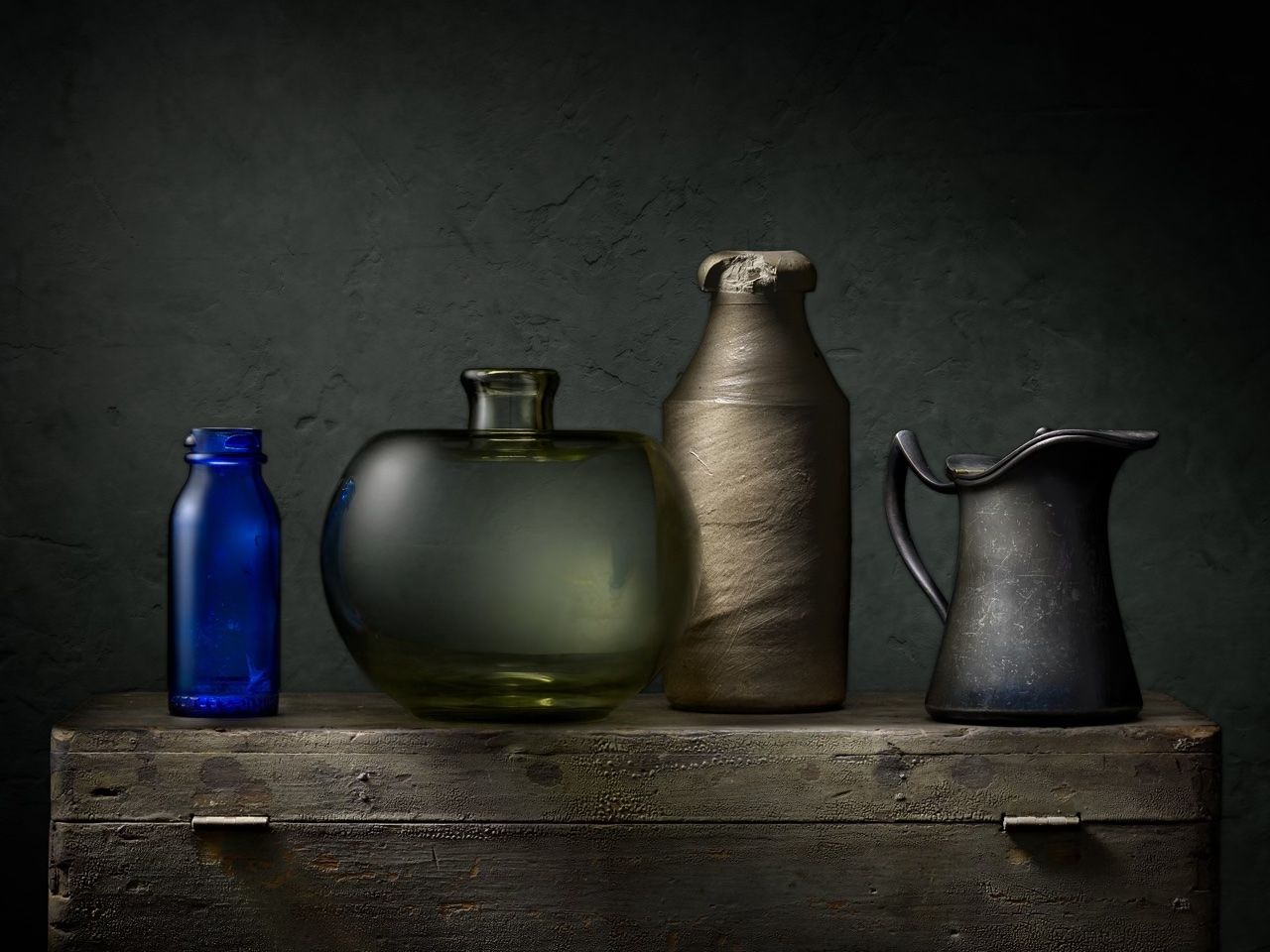 harold ross light painting still life