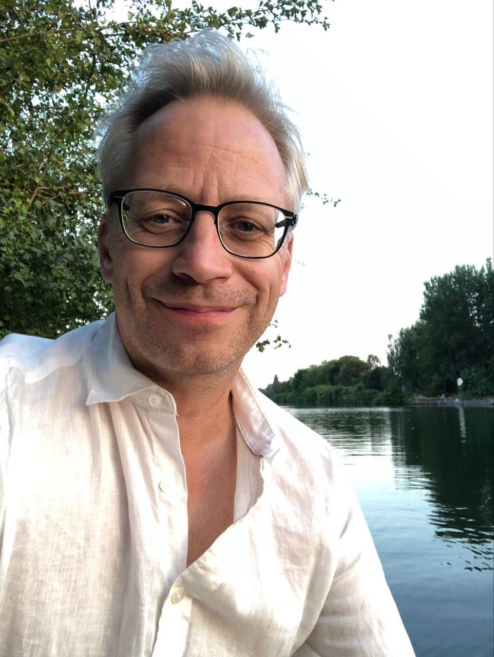 Olaf Schwantes privat am Wasser