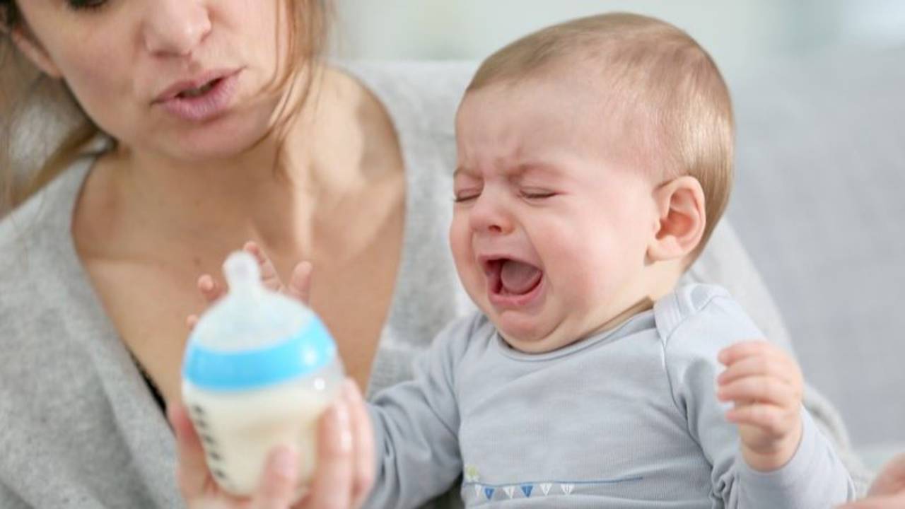 infant feeding your baby's bottle feeding aversion