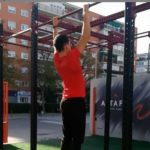 Dominadas para hombres en las pruebas físicas del CNP