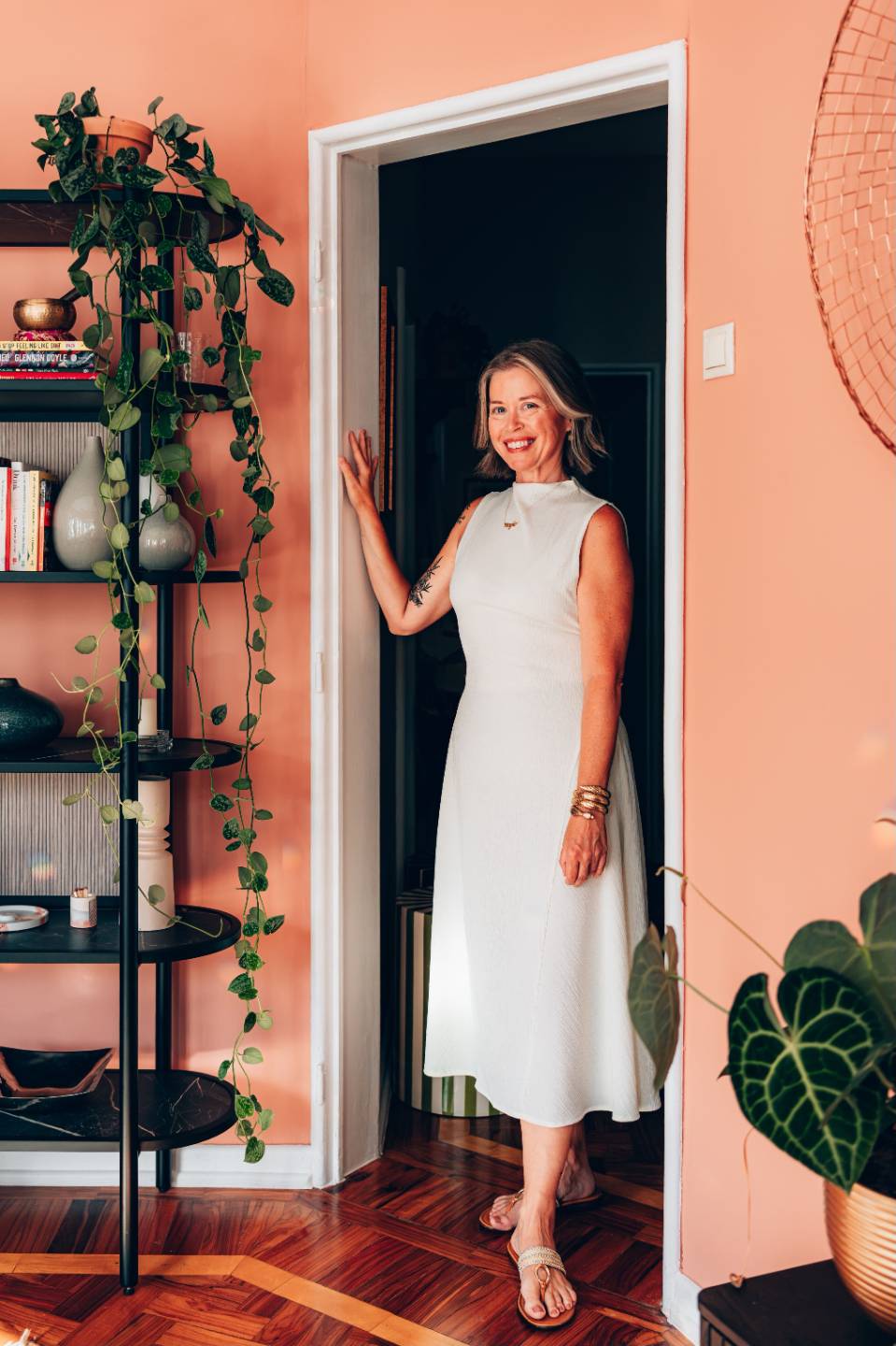 Angela Mascenik connecting with women who feel successful on the outside but struggle with alcohol privately