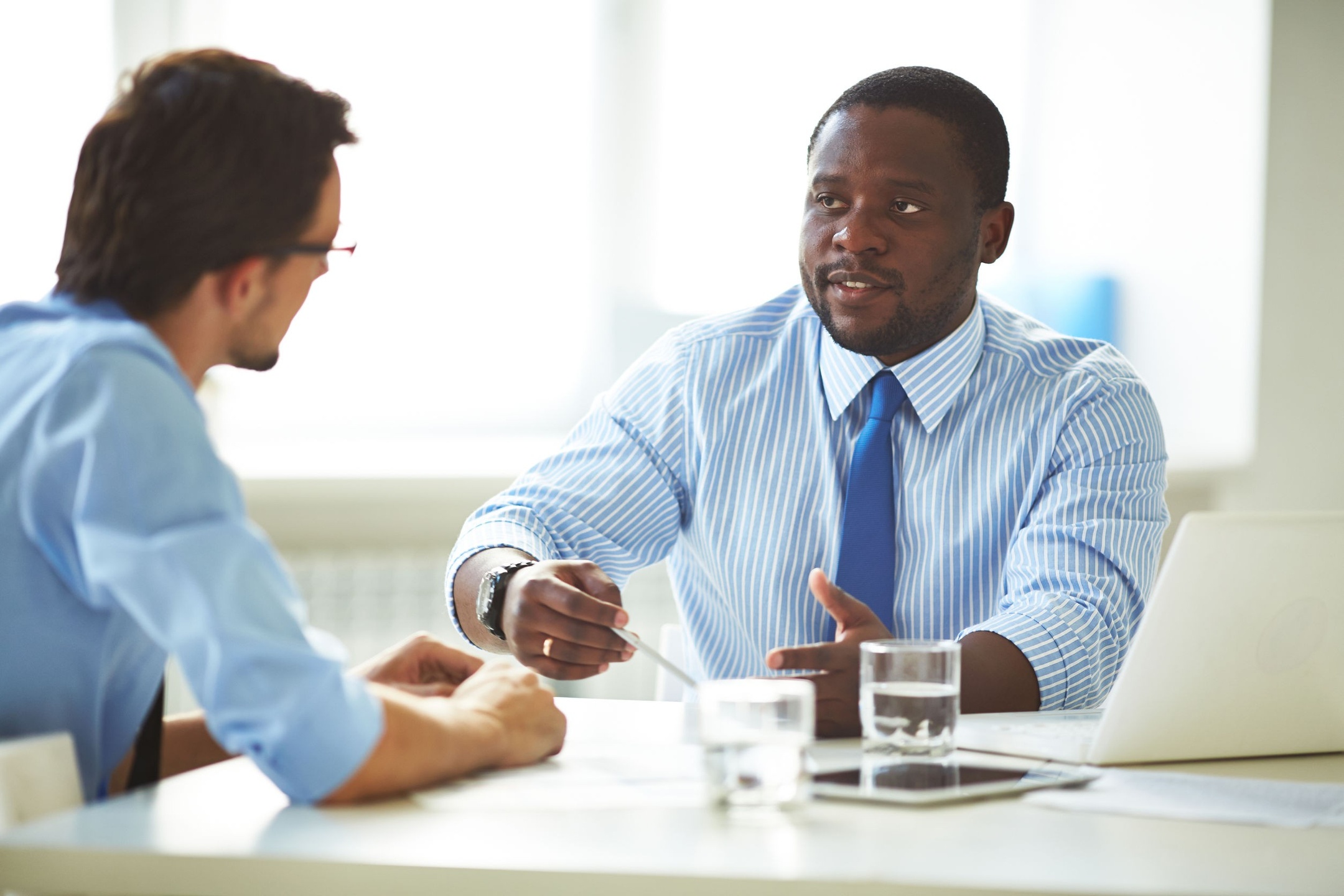 Communication skills training image showing listening, non-verbal and rapport-building techniques