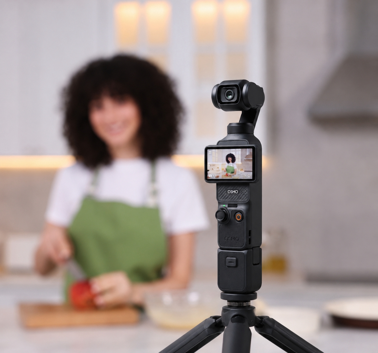 藍諾-DJI Pocket 4-搭配小型腳架拍攝料理教學畫面