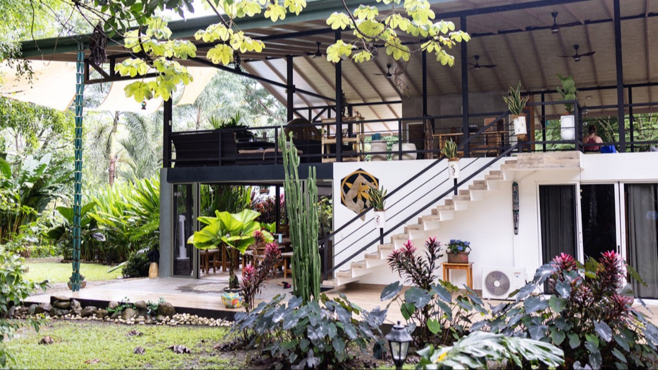 Costa Rica, sound healing training, sound healing, practitioner training, yoga teacher, massage therapist, holistic practitioner, Costa Rica travel, Costa Rica retreat