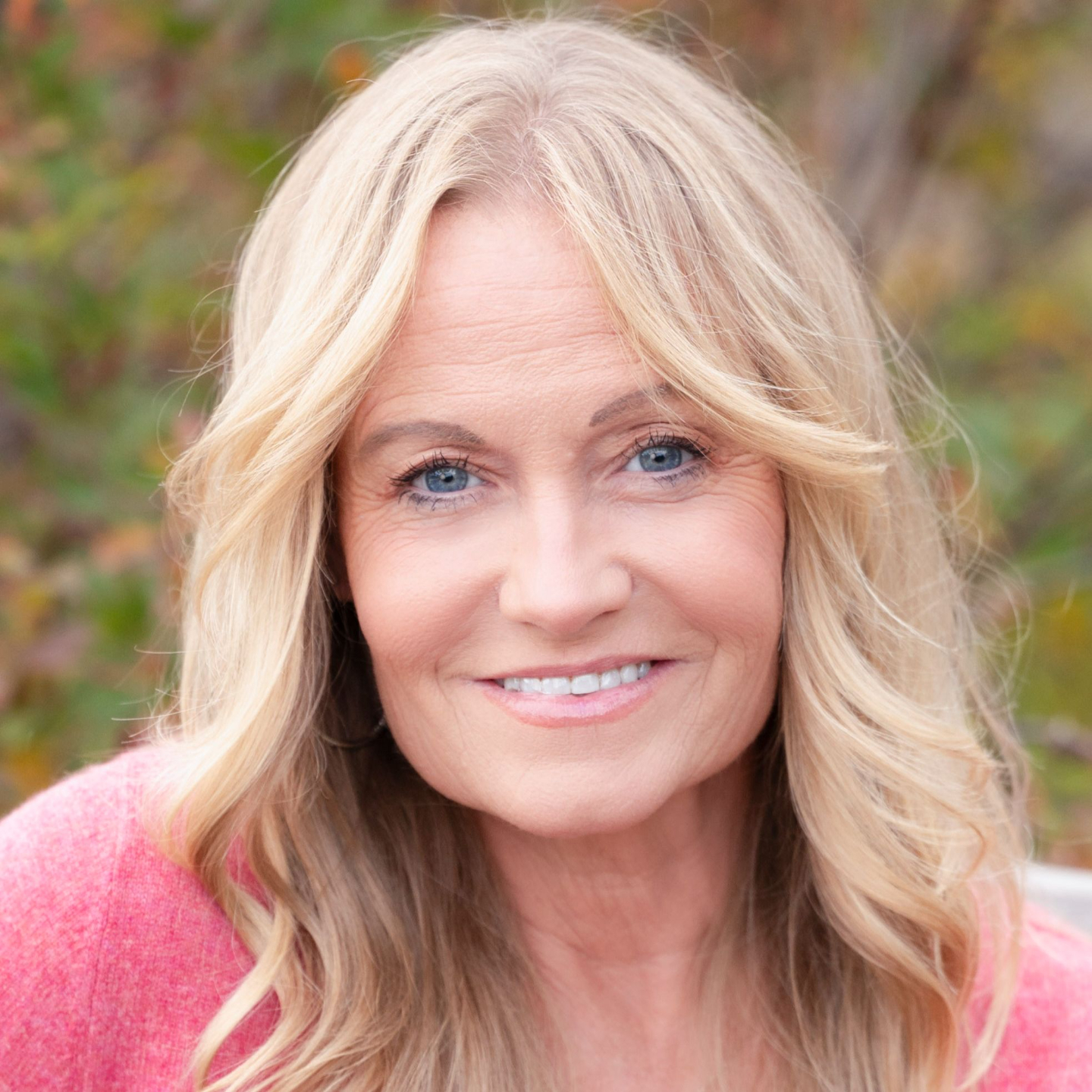 Photo of Christina Connors, Producer, Keynote Singer, Workshop Facilitator, Founder of A New Soul Song Productions 