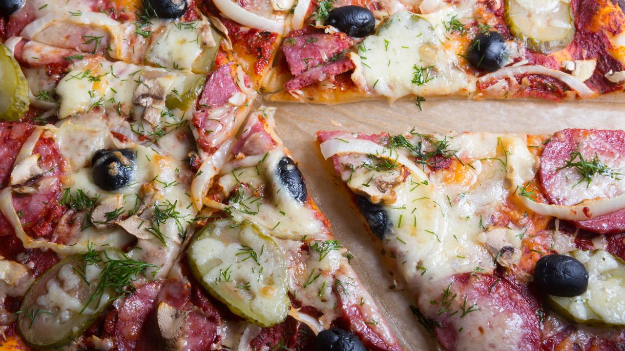 Tortilla Wrap Pizza A Recipe for Fussy Eaters.