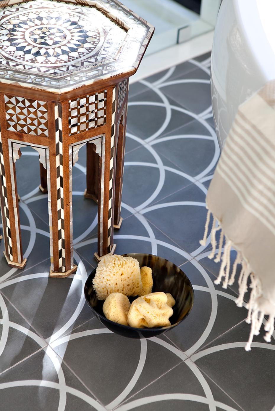 Via Pisa La Quinta California bathroom side table detail