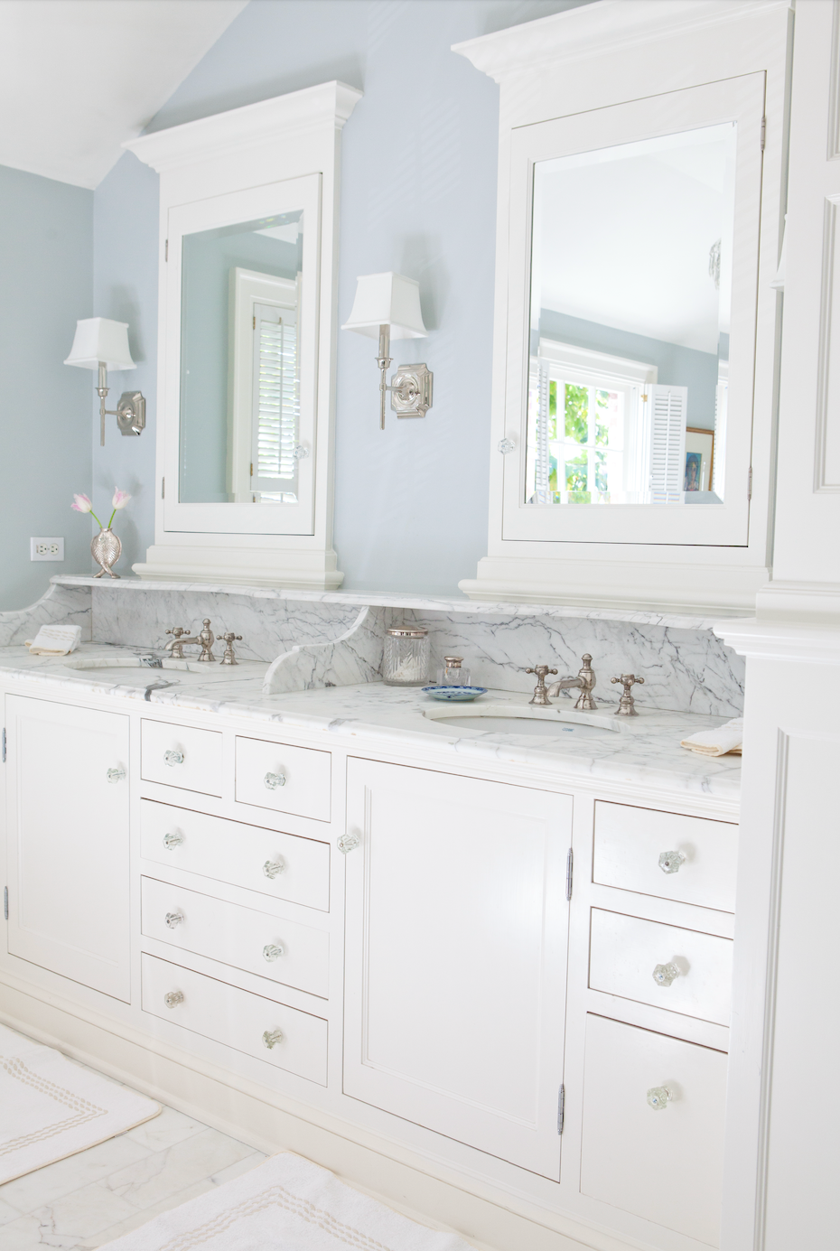 Bayshore Drive Newport Beach California bathroom vanity
