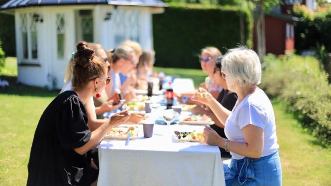 Vekstseminar og moro i hagen til Mona