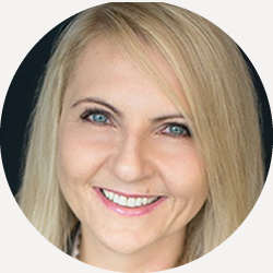 Adjunct Associate Professor Amanda Oakley
