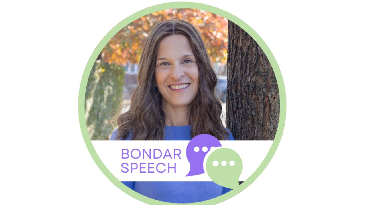 What is Forward and Backward Chaining in Apraxia Therapy?