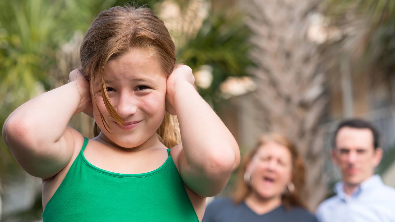 Je moet eerst naar mij luisteren voordat ik naar jou luister!