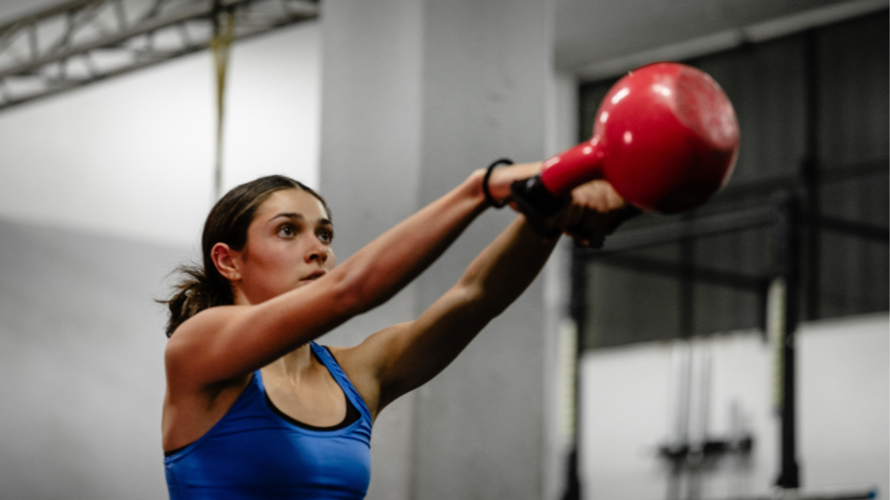 Pliometria nei giovani atleti — forza e reactive strength prima e dopo il PHV