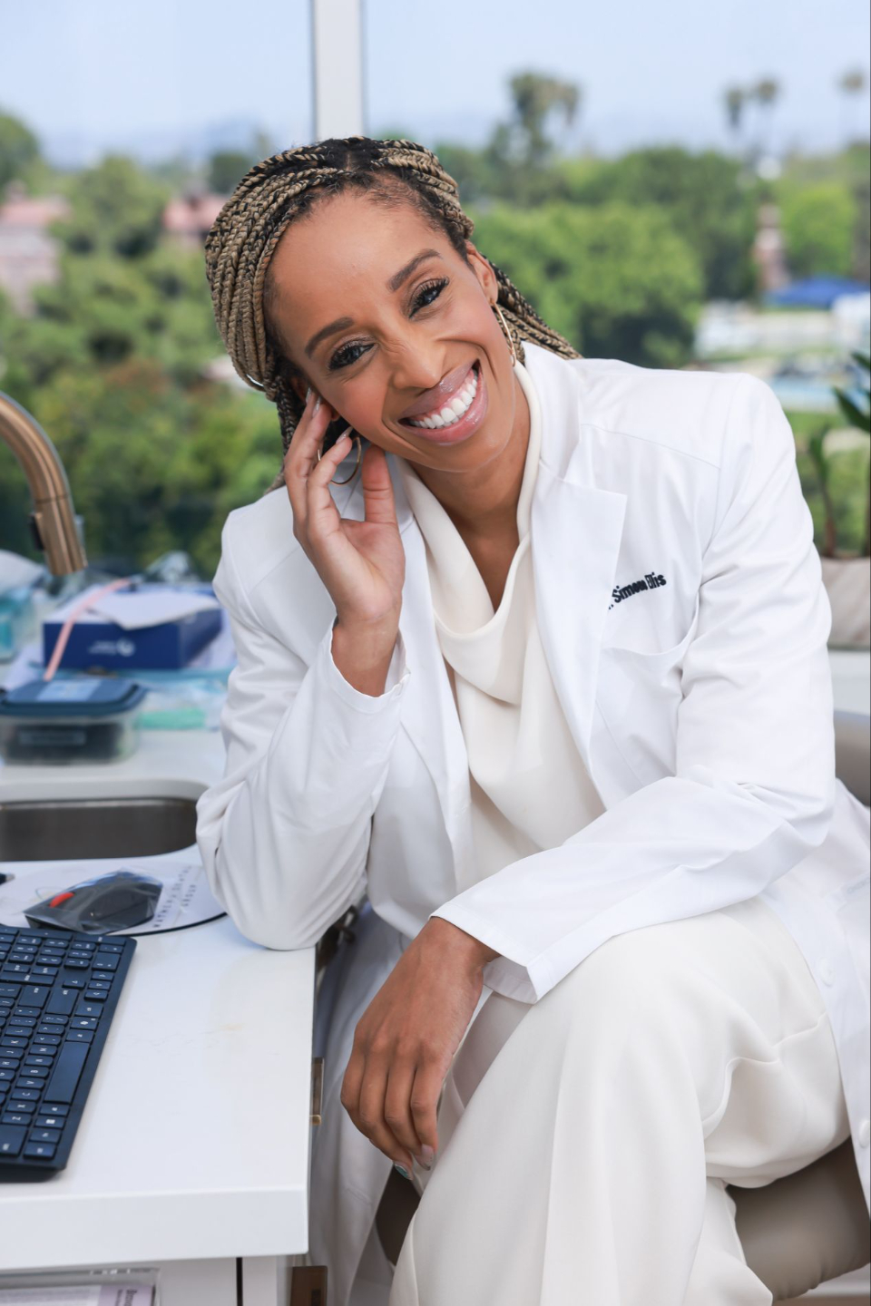 Dr. Simone Ellis