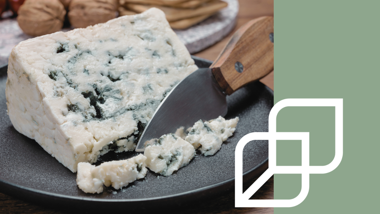 Queso roquefort para el bienestar de la microbiota alcalina