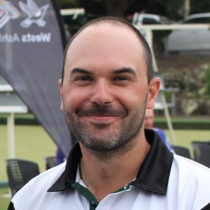 lawn bowler simon lyttle