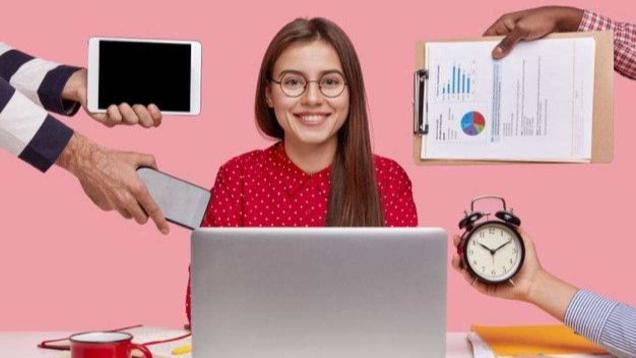 7 Health Tech Roles Clinicians Use to Beat Burnout