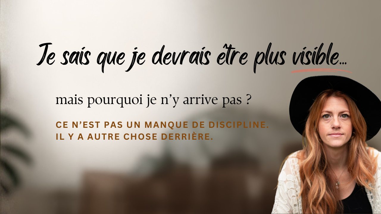 Femme entrepreneure qui explore sa peur d’être visible et de se montrer davantage