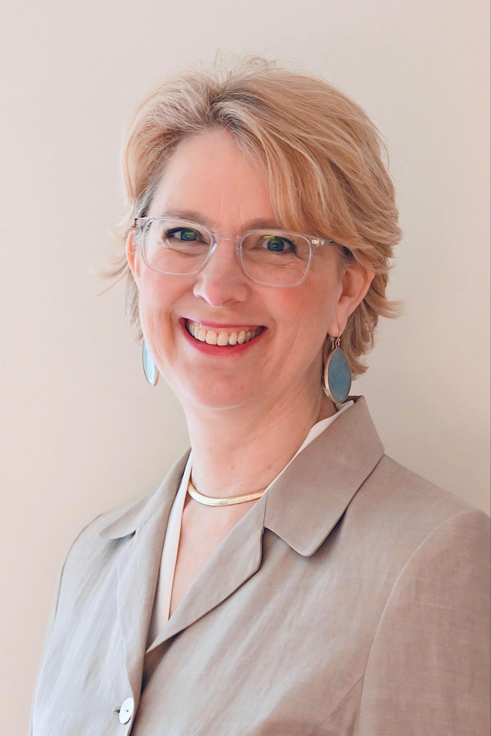 Kory Andreas, LCSW-C  Neurodivergent-Affirming Therapist & Late-Diagnosed Autistic Clinician