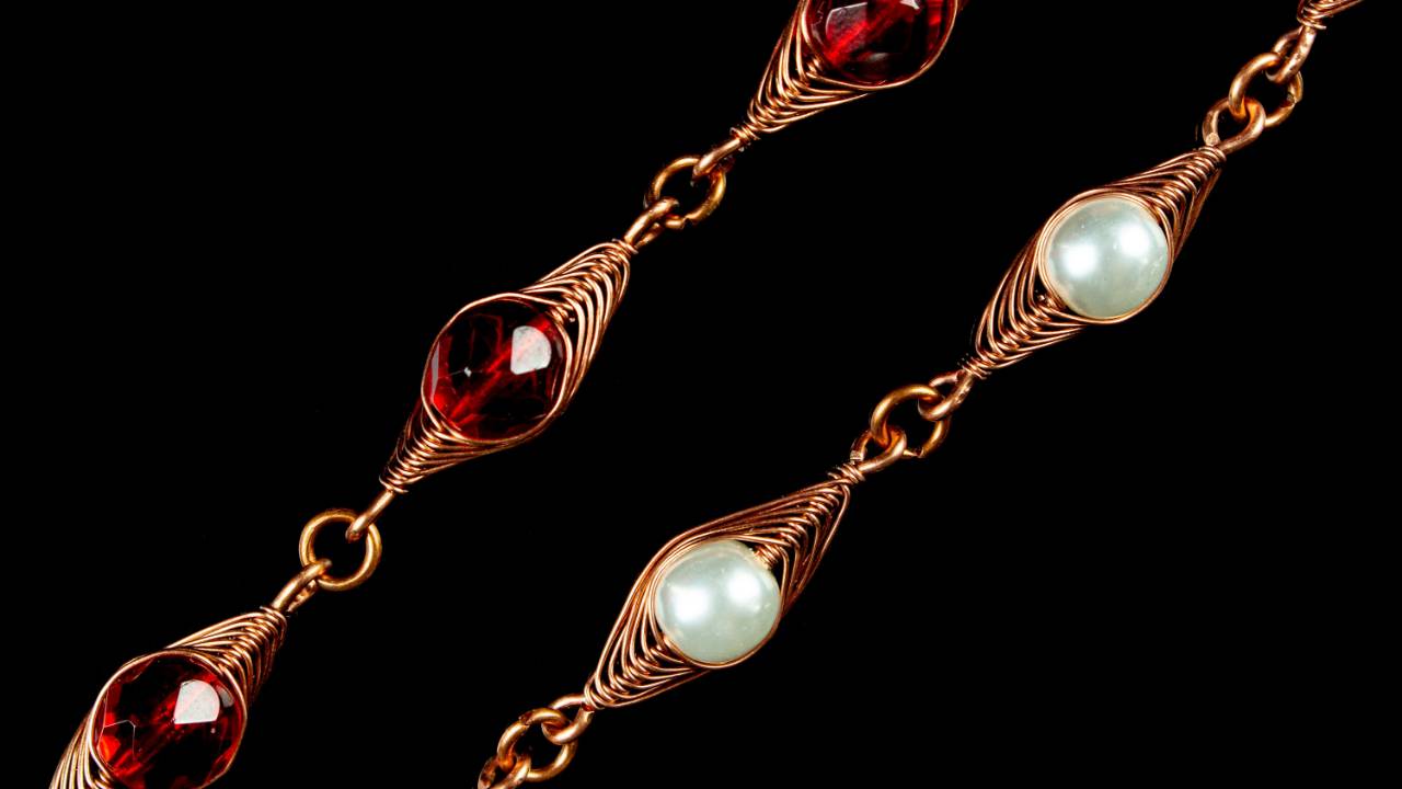 wire-wrapping-bracelet-workshop