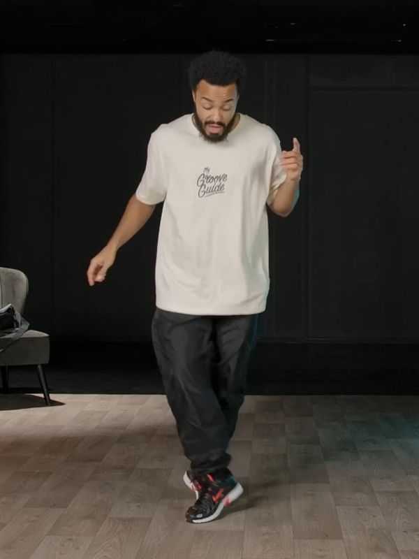 Party dance variations by Alex the Cage
