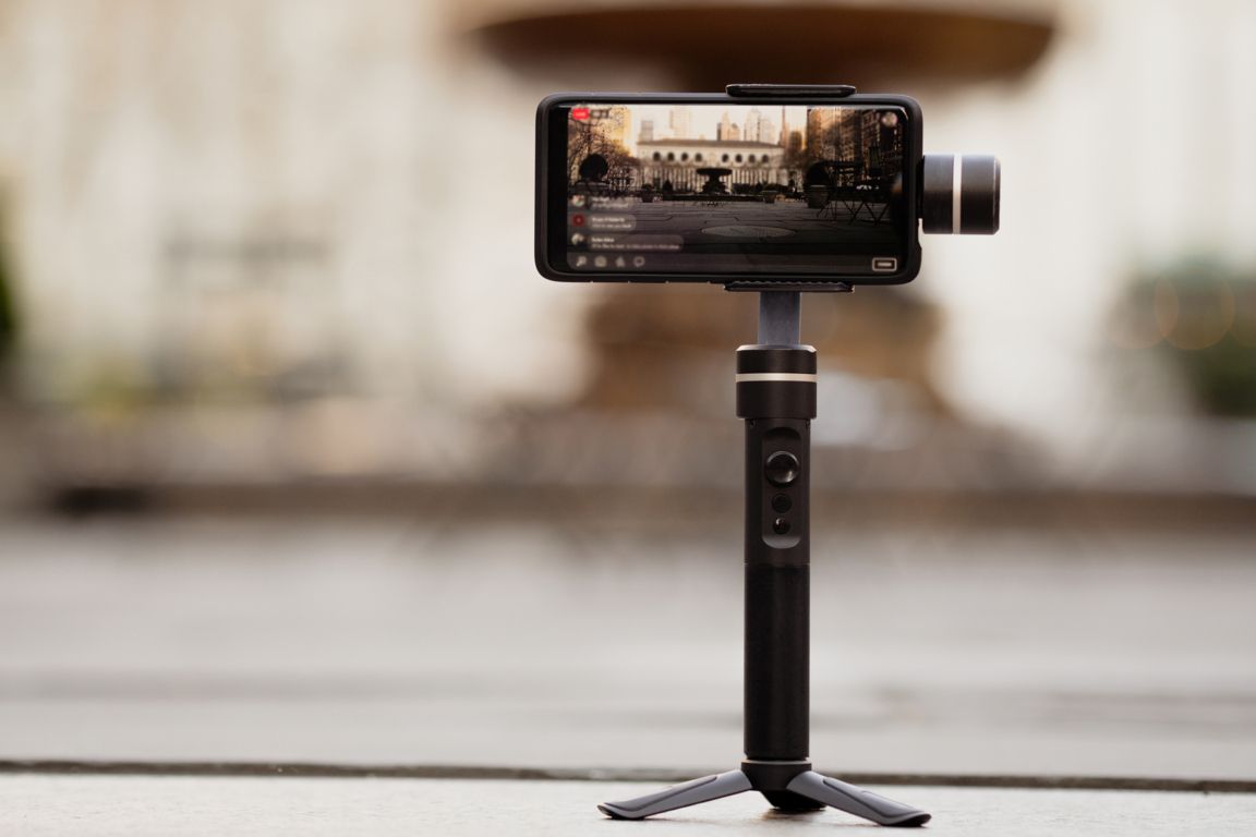Smartphone tripod
