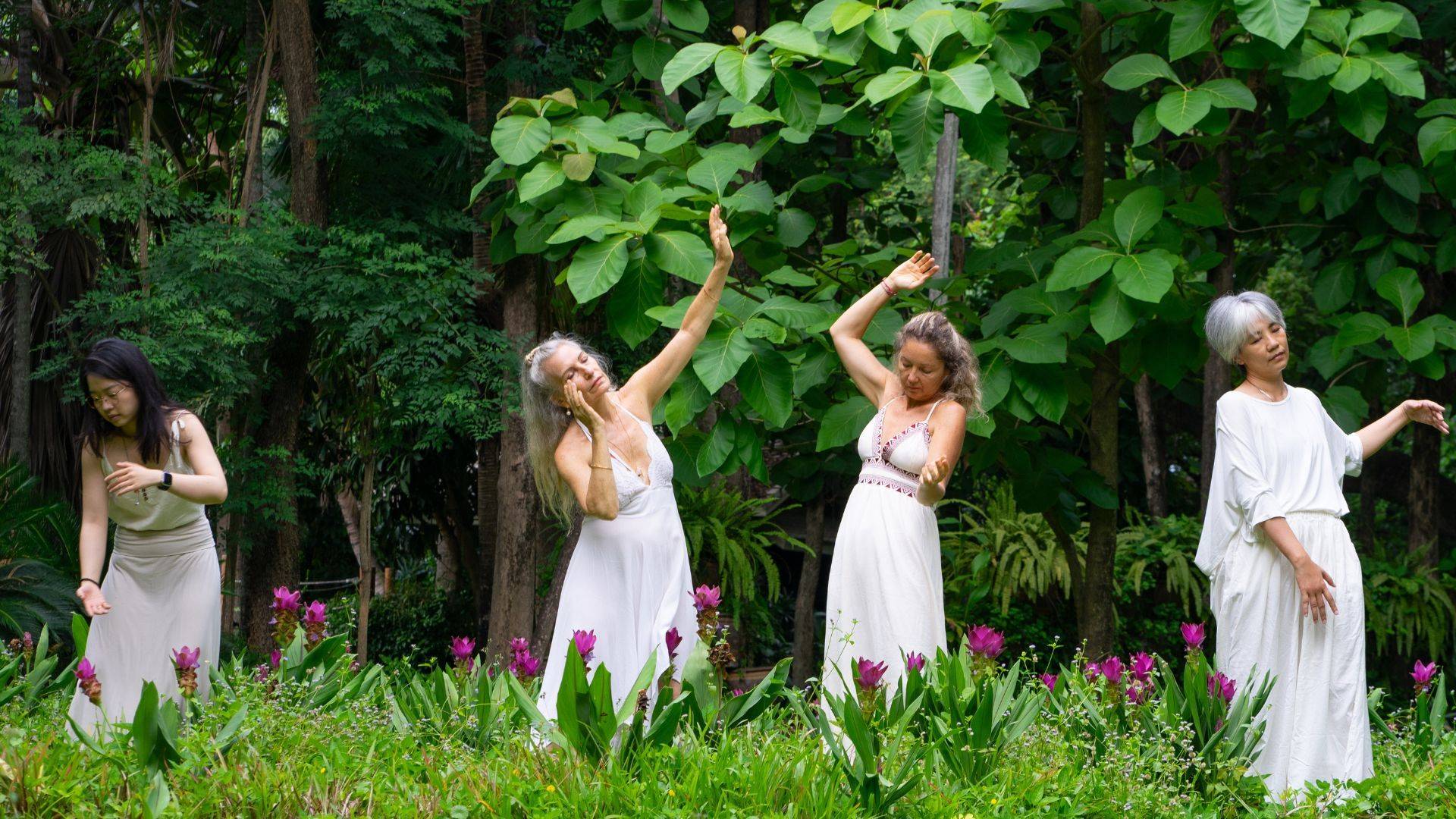 ma-ananda-sarita-tantra-essence-online-courses-womens-erotic-and-emotional-fulfillment-program-04