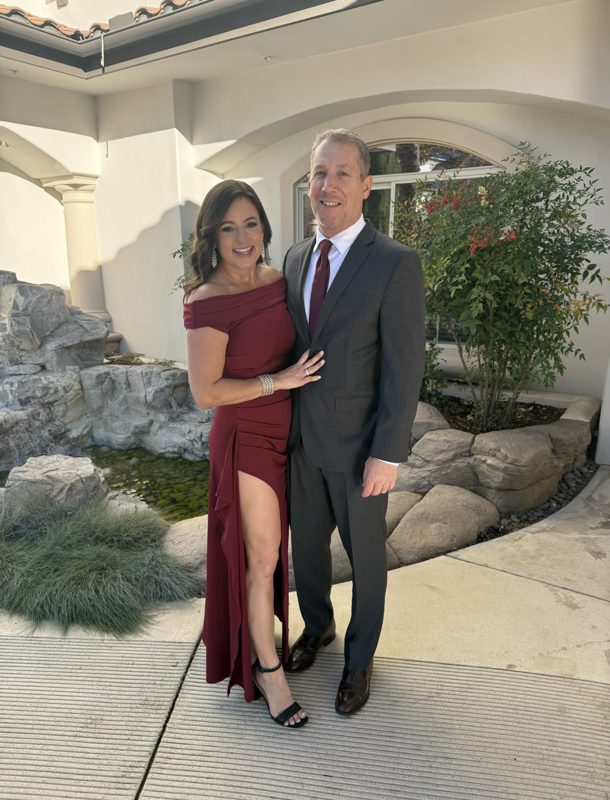 Happy couple, Playbook client
