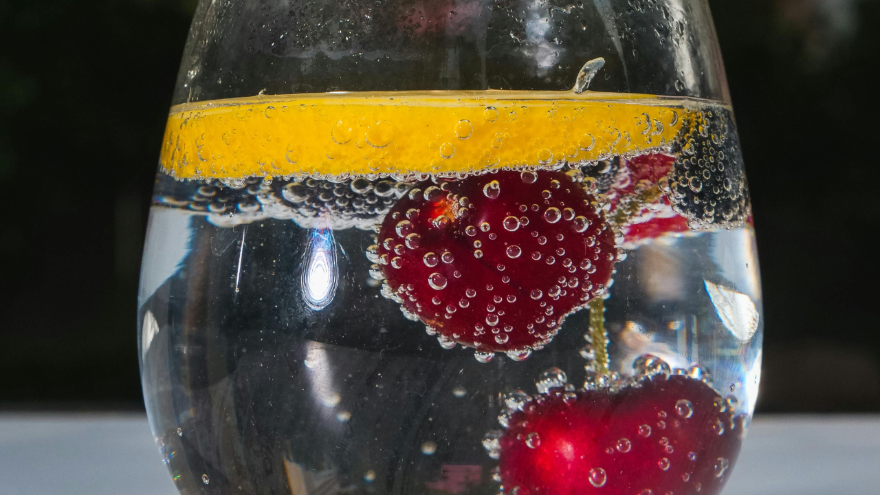 sparkling water and hydration