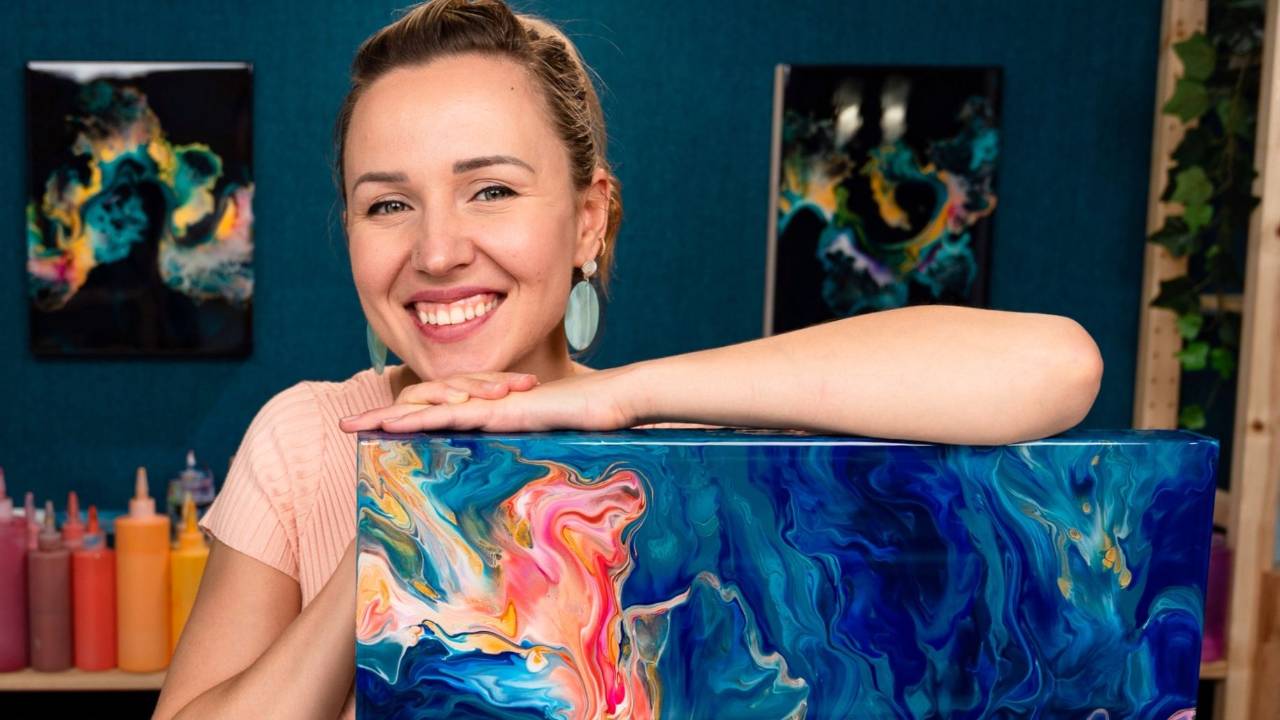 Epoxy Resin Clear Coating Online Course by Olga Soby