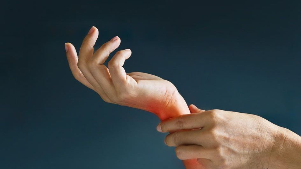 9 Alternative Therapies to Heal Joint Pain