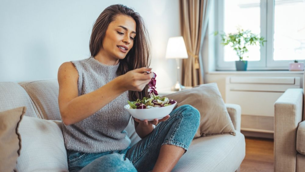 woman eating healthy food