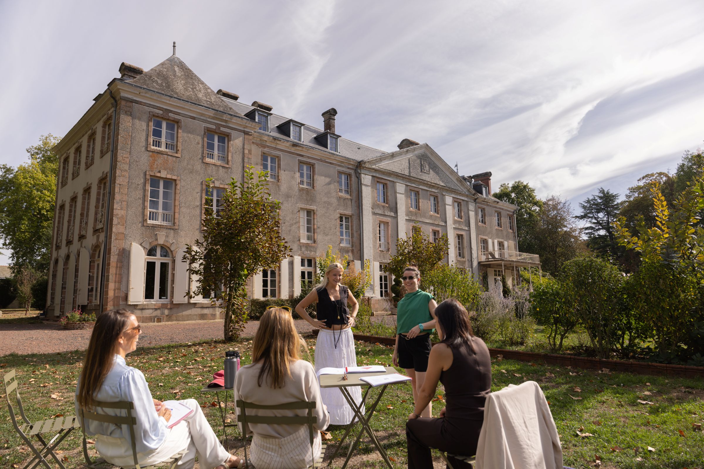 Workshop session inside the château