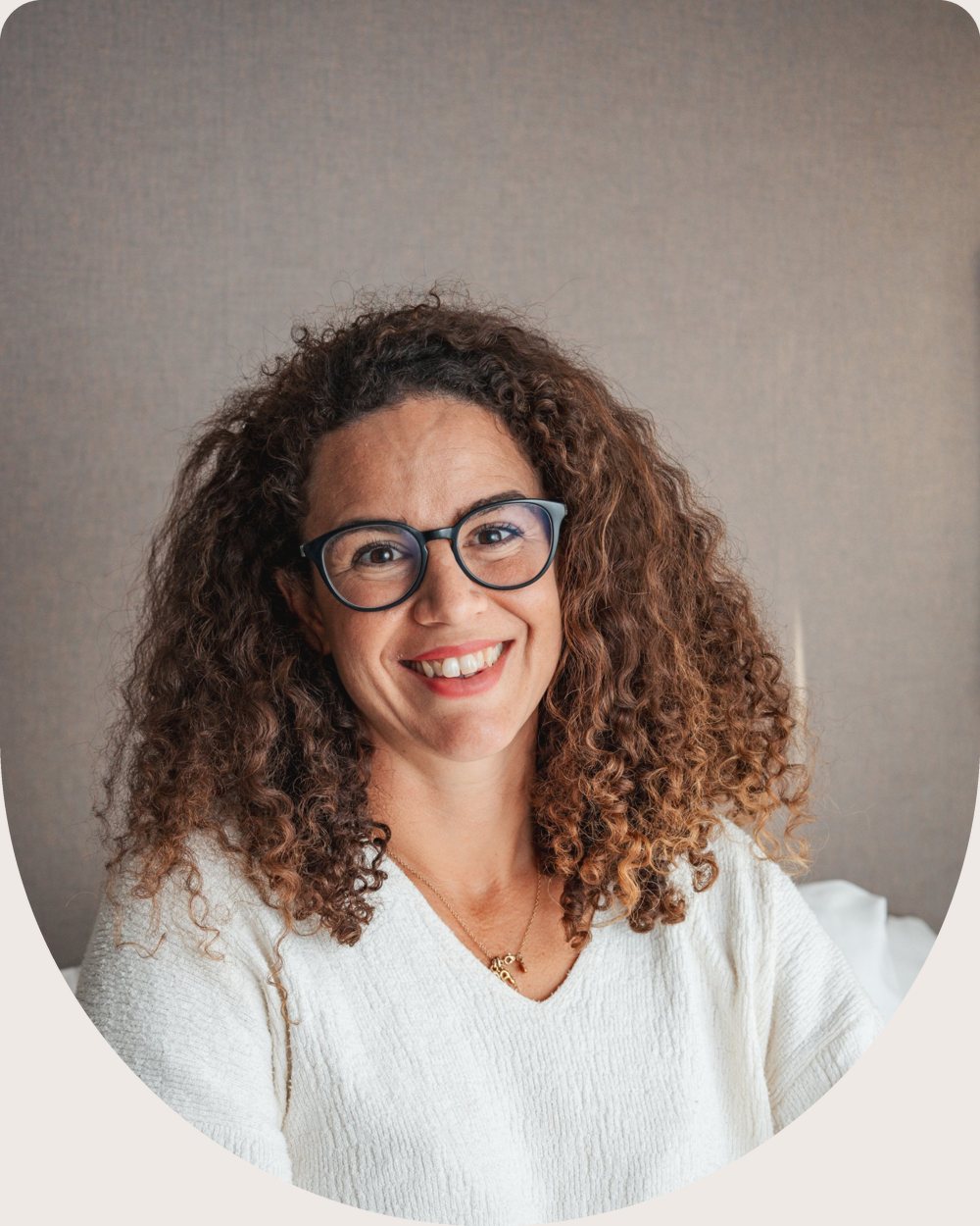 Retrato de Carmen Vázquez, arquitecta experta en bioarquitectura