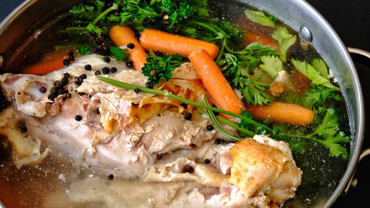 Homemade Chicken Stock