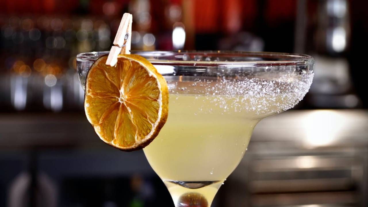 Daiquiri vs. Margarita A Battle of the Cocktails