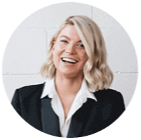 A circular image of Emma from Your CEO Mentor. Optimised Digital review and testimonial. 
