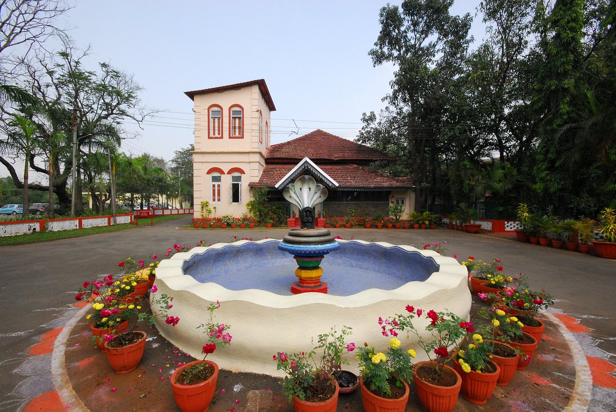 Kaivalyadhama Yoga Institute in Lonavla, India, one of the world's first scientific yoga research centres