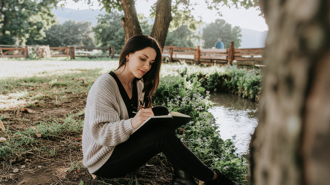 How to Develop a Healthier Relationship with Yourself