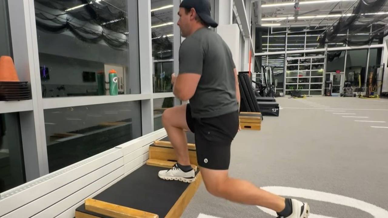Front Foot Elevated Split Squat